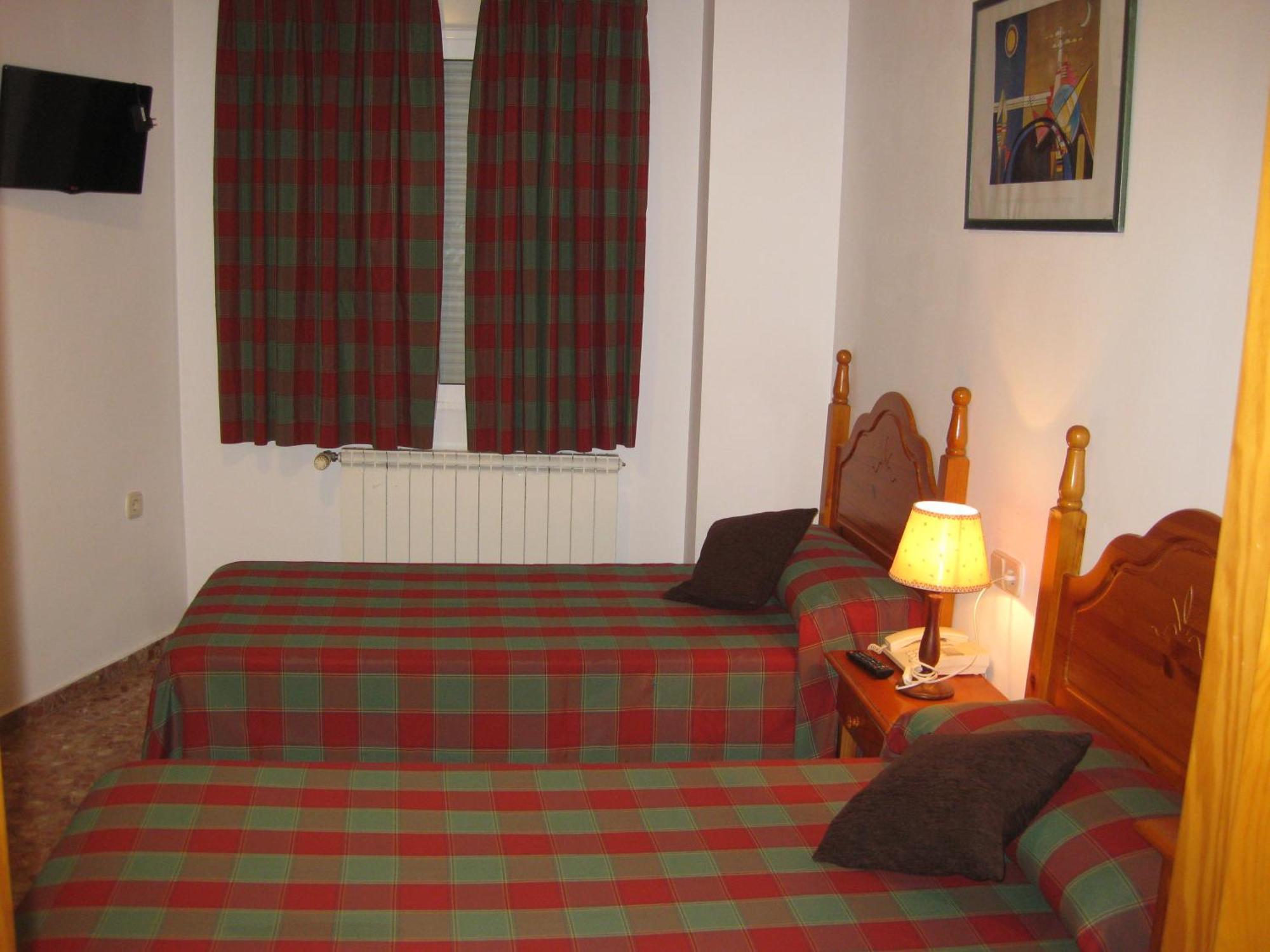 Hostal Alvaro I Alborea Exterior photo